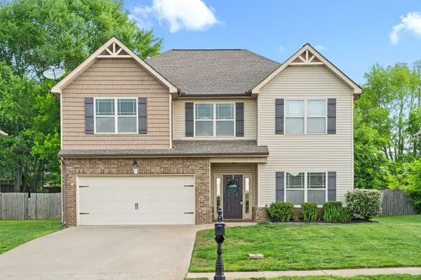 735 Sturdivant Dr, Clarksville, TN 37042