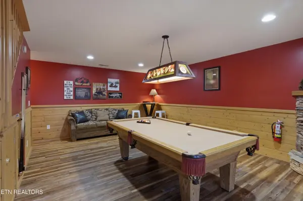 640 Cub Path Way, Gatlinburg, TN 37738