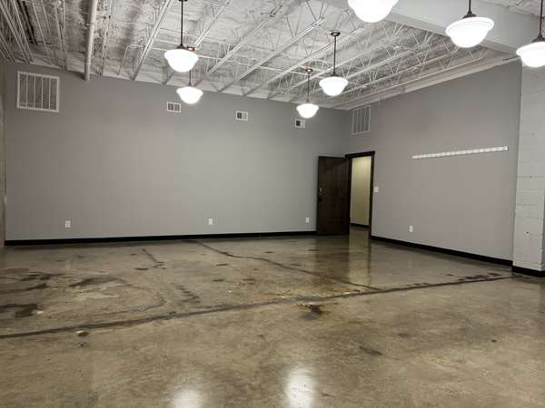30 Crossland Ave #102B, Clarksville, TN 37040