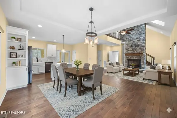 7765 Beals Chapel Rd, Lenoir City, TN 37772