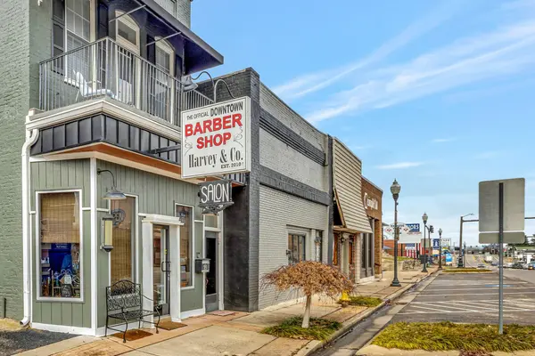 713 N Garden St, Columbia, TN 38401