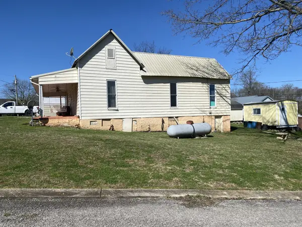 107 Twin Oaks Dr, Bell Buckle, TN 37020