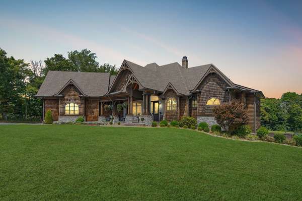 6704 Highway 52 #W, Lafayette, TN 37083