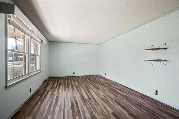 787 Clover Hill Dr, Cookeville, TN 38501