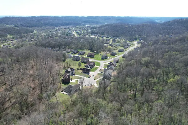 221 Indian Summer Ct, Nashville, TN 37207