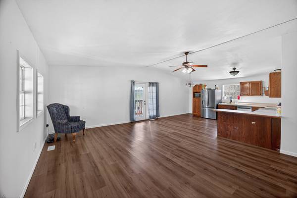220 Pierce Ln, Monterey, TN 38574