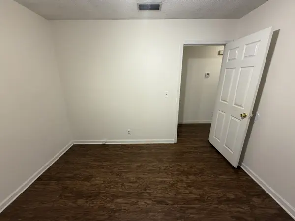 2578 Oak Hill Dr, Murfreesboro, TN 37130