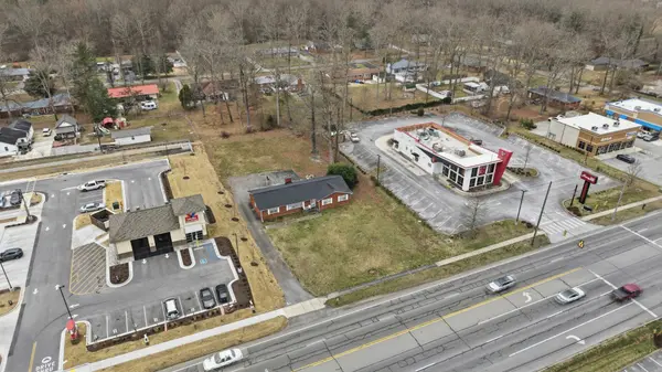 1505 N Jackson St, Tullahoma, TN 37388