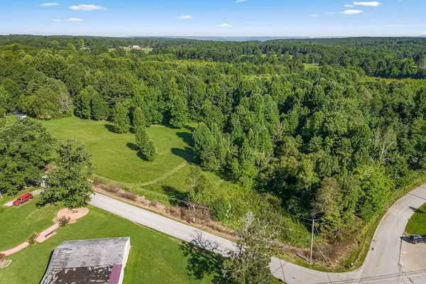 5445 Coal Bank Rd, Sparta, TN 38583
