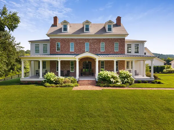 4810 Scenic Oaks Ln, Thompsons Station, TN 37179