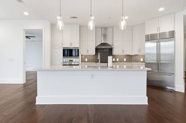 20 Rutledge St #310, Nashville, TN 37210