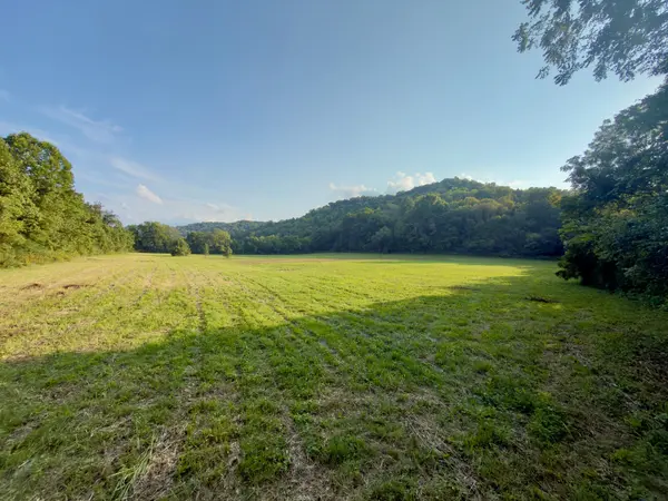 3780 Hurricane Creek Rd, Woodbury, TN 37190