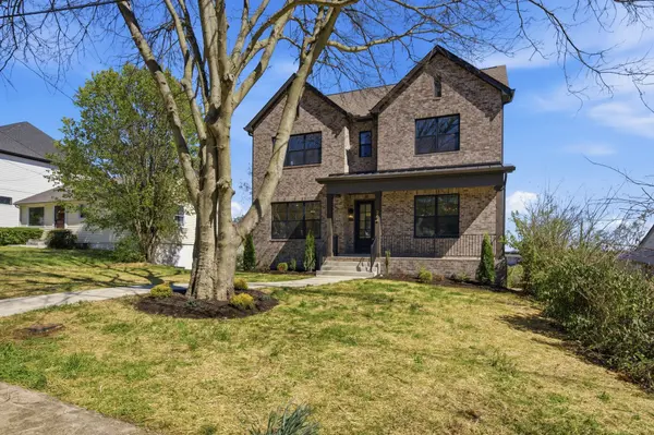 264 38th Ave #N, Nashville, TN 37209