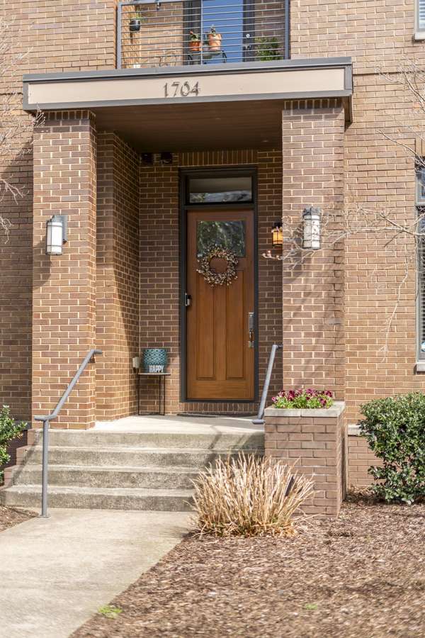 1704 18th Ave #S, Nashville, TN 37212