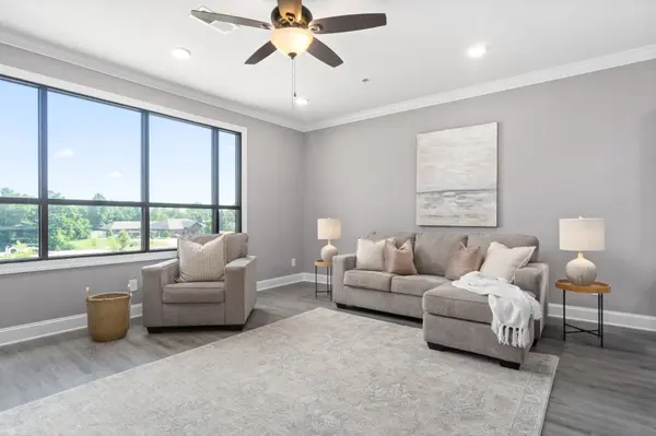 138 Center Pointe Dr #2, Clarksville, TN 37040
