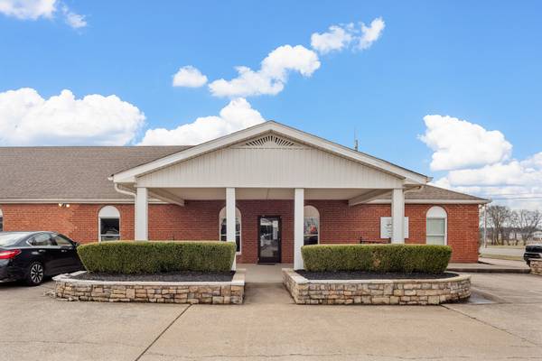 1424B W Baddour Pkwy, Lebanon, TN 37087