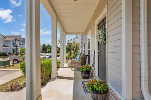 2563 Napa Valley Way, Columbia, TN 38401