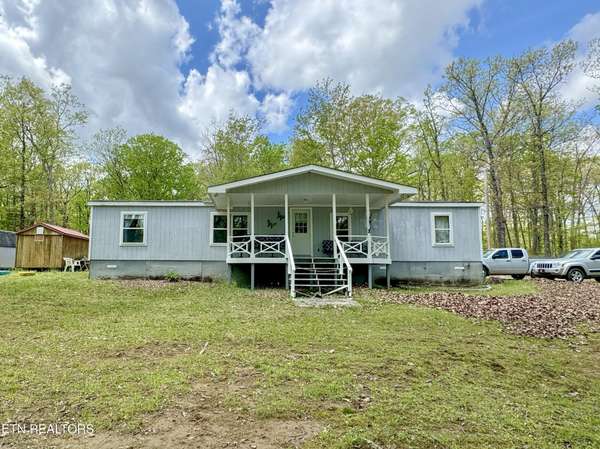 751 Ozone Access Rd, Rockwood, TN 37854