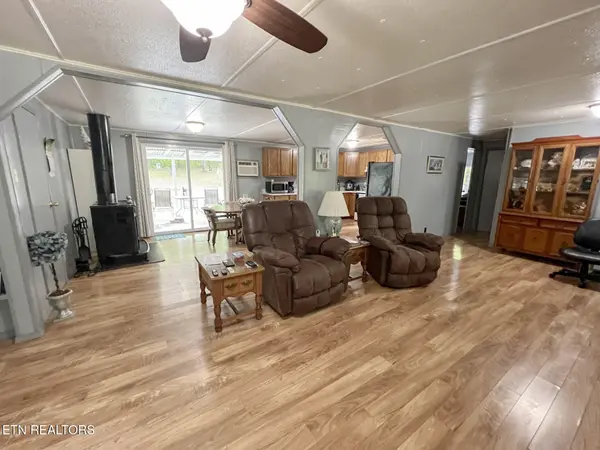 751 Ozone Access Rd, Rockwood, TN 37854