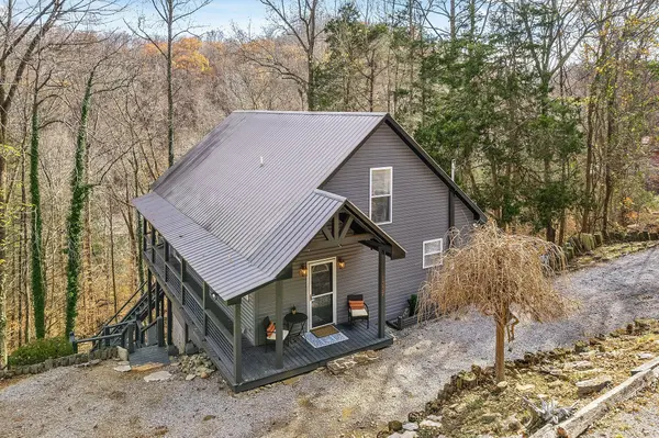 1337 Lakeside Dr, Smithville, TN 37166
