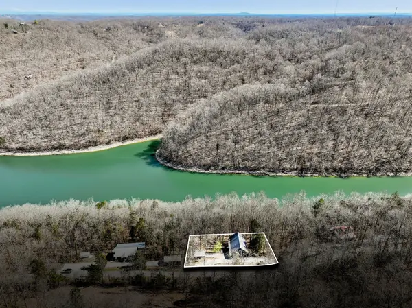 1337 Lakeside Dr, Smithville, TN 37166