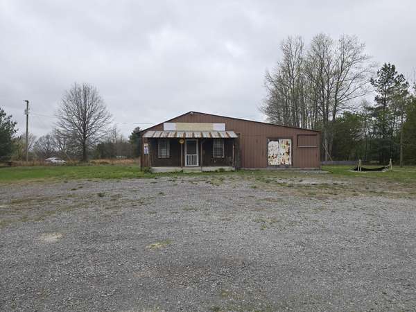 7089 Short Mountain Rd, Mcminnville, TN 37110