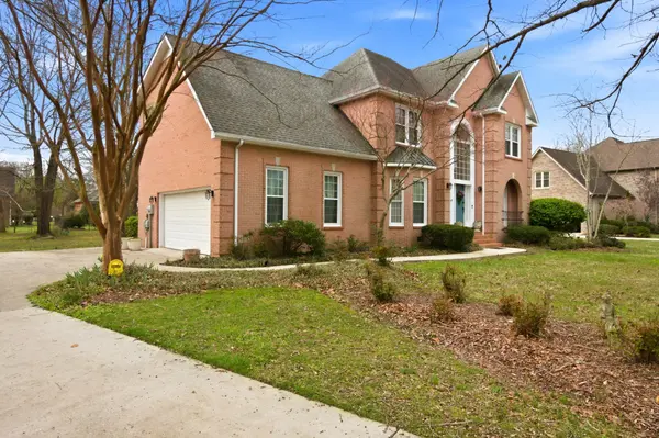 108 Albemarle Dr, Tullahoma, TN 37388
