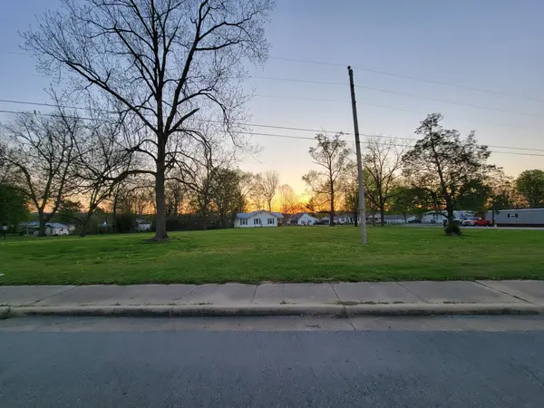 103 Main St #W, Wartrace, TN 37183