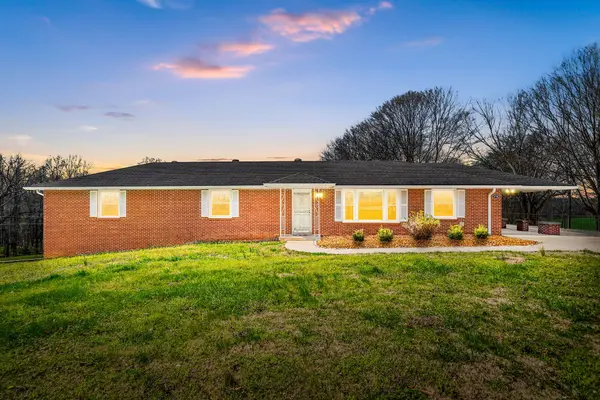1718 Seven Mile Ferry Rd, Clarksville, TN 37040