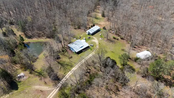 1300 New Sheboss Road, Duck River, TN 38454