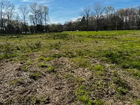 109 Neal St, Huntland, TN 37345