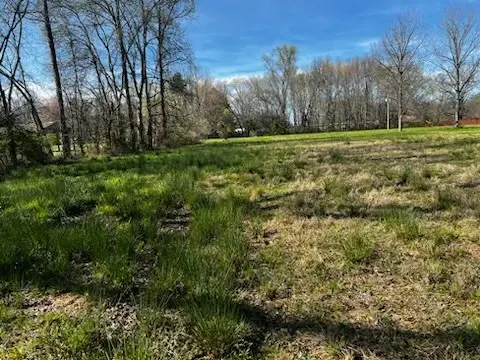 109 Neal St, Huntland, TN 37345