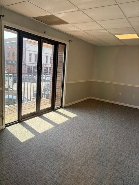 102 W 7th St, Columbia, TN 38401
