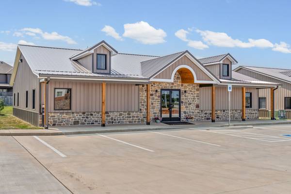2510 Pea Ridge Rd Building G 135, Clarksville, TN 37040