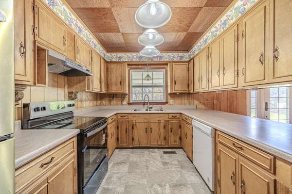 9265 Hwy 128, Savannah, TN 38372