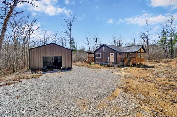813 Bluebird Ridge Rd, Jamestown, TN 38556