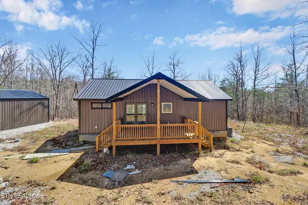 813 Bluebird Ridge Rd, Jamestown, TN 38556