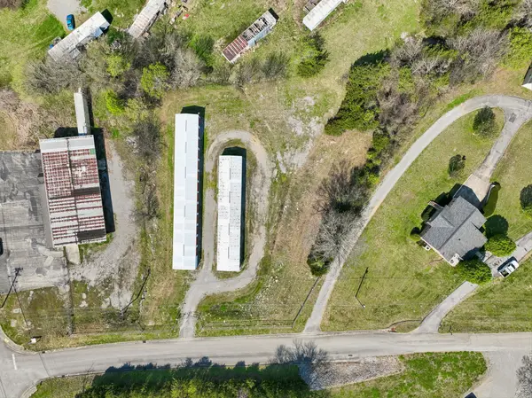 215 Choctaw Ridge Rd, Liberty, TN 37095
