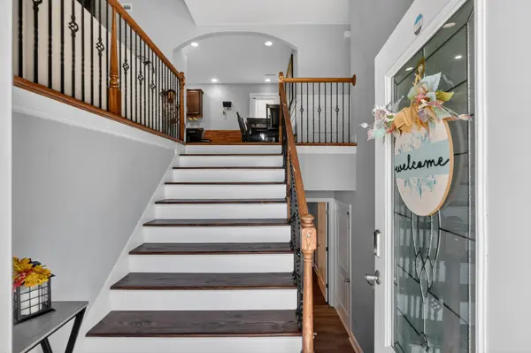 1049 Charles Thomas Dr, Clarksville, TN 37042