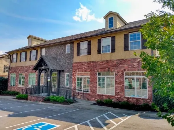 7984 Coley Davis Rd, Nashville, TN 37221