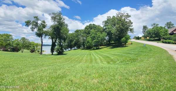 92 Majestic Circle, Dandridge, TN 37725