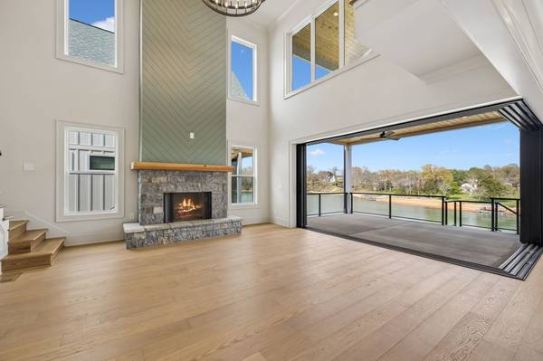 914 N Jefferson St, Winchester, TN 37398