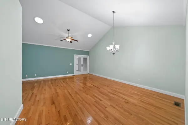48 Saddle Brook Lane, Crossville, TN 38571