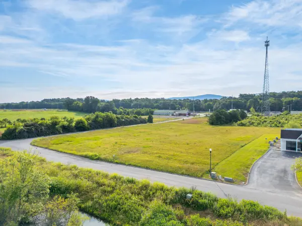 6 Ocoee Town & Country, Ocoee, TN 37361