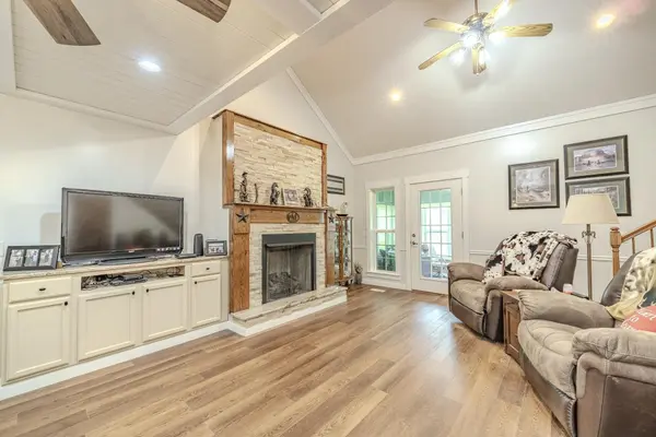 1896 PURDY BEAUTY HILL RD, Bethel Springs, TN 38315