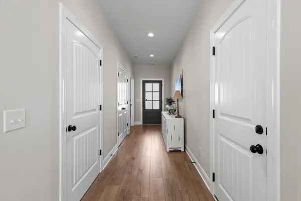 1147 Malinda Ln, Greenbrier, TN 37073