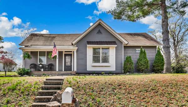 1022 Clark St, Clarksville, TN 37040