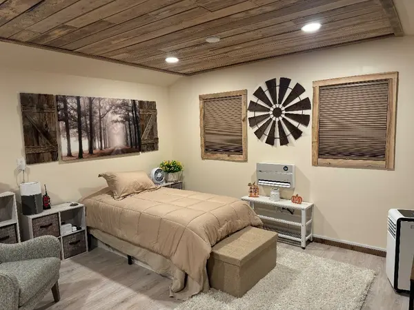 165 Haze Hyde Hollow Rd, Bethpage, TN 37022
