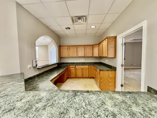100 Hunters Ln, Tullahoma, TN 37388