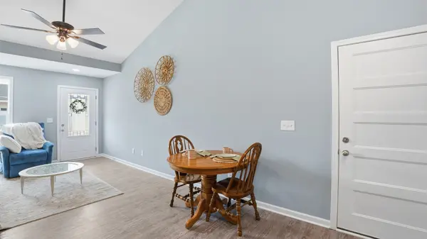741 Kings Ln #A-2, Tullahoma, TN 37388